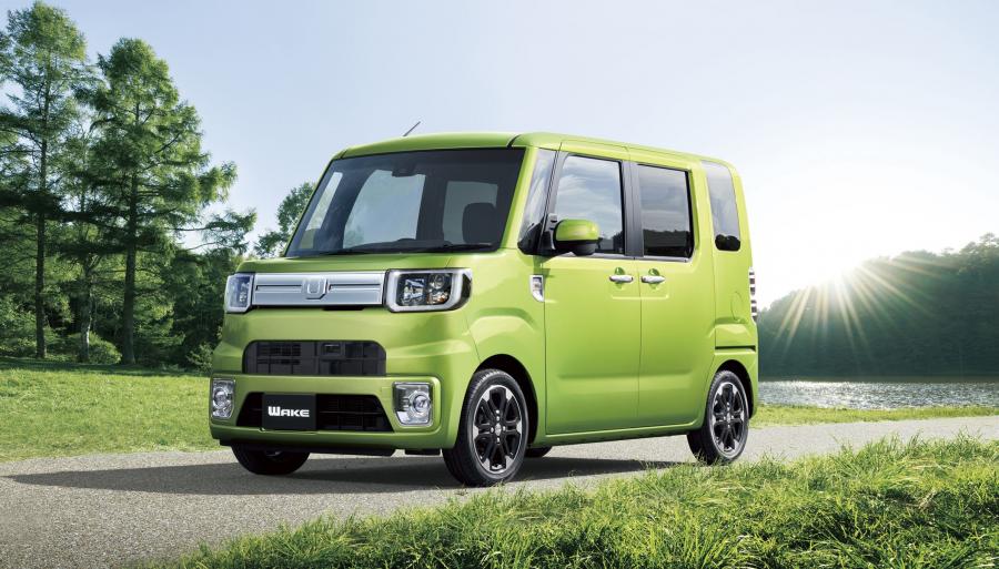  Daihatsu Wake 2016 года  (фото 3 из 3)